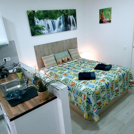 Apartamentos Zanca City Center Free Luggage Storage Malaga Bagian luar foto