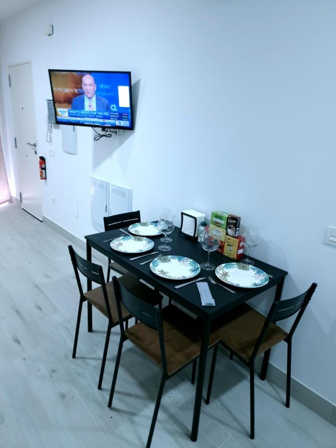 Apartamentos Zanca City Center Free Luggage Storage Malaga Bagian luar foto