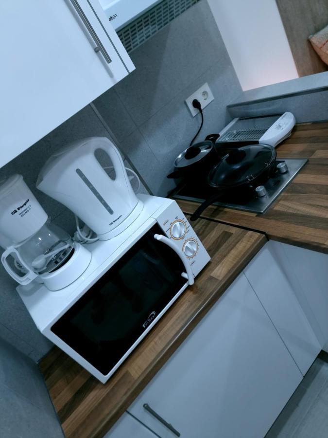 Apartamentos Zanca City Center Free Luggage Storage Malaga Bagian luar foto