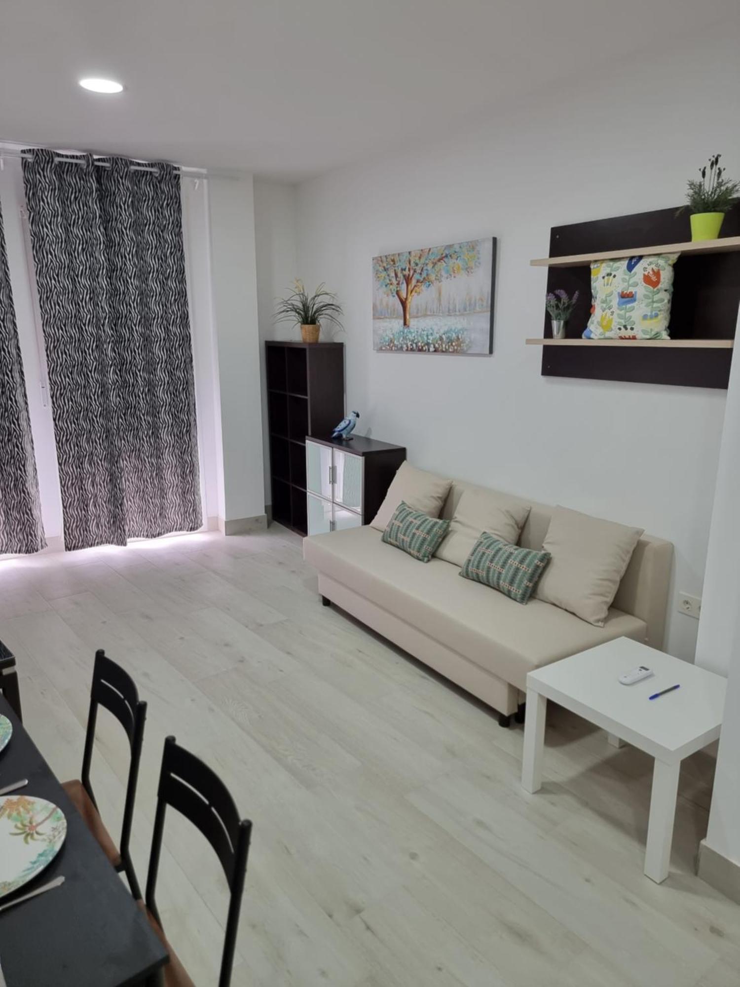 Apartamentos Zanca City Center Free Luggage Storage Malaga Bagian luar foto