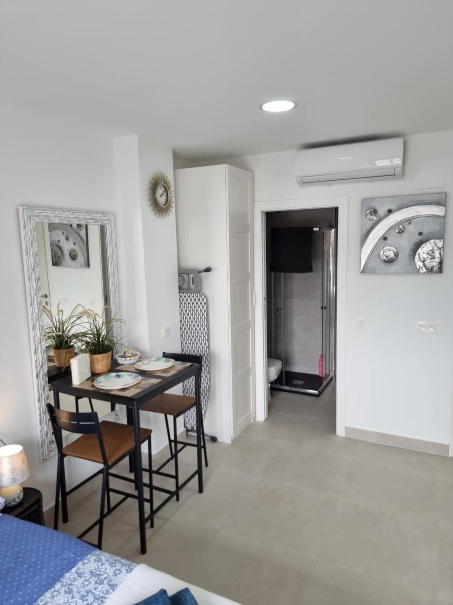 Apartamentos Zanca City Center Free Luggage Storage Malaga Bagian luar foto