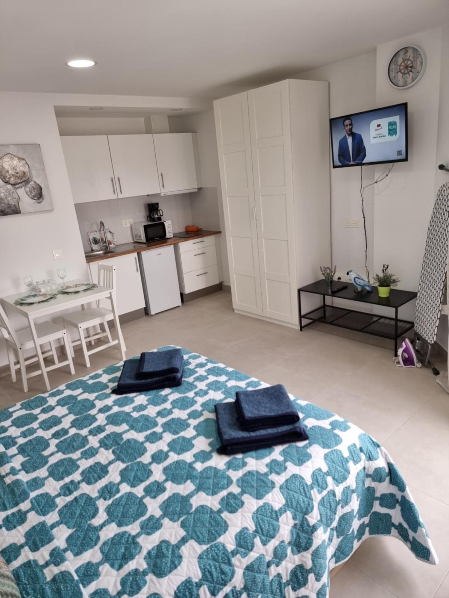 Apartamentos Zanca City Center Free Luggage Storage Malaga Bagian luar foto